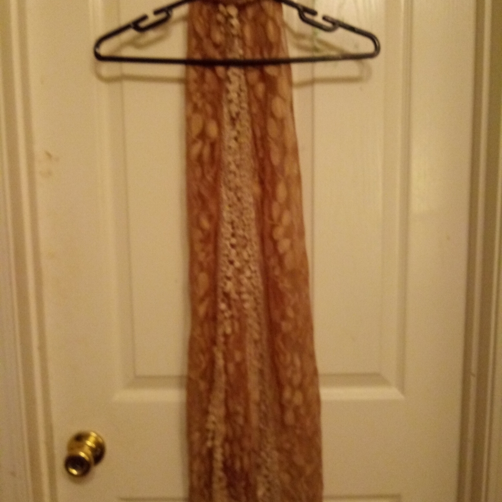 Long scarf